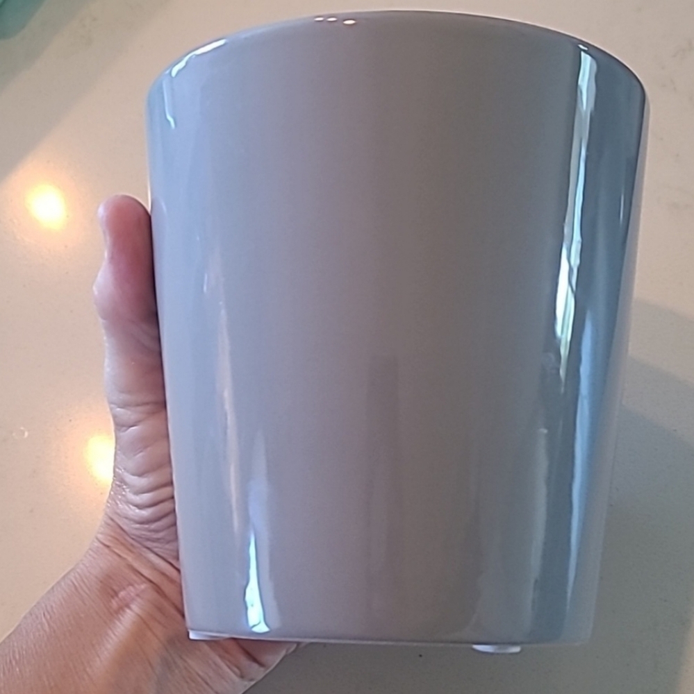 Like New Pottery Barn Modern/ Elegant Gray Ceramic Planter/ Pot